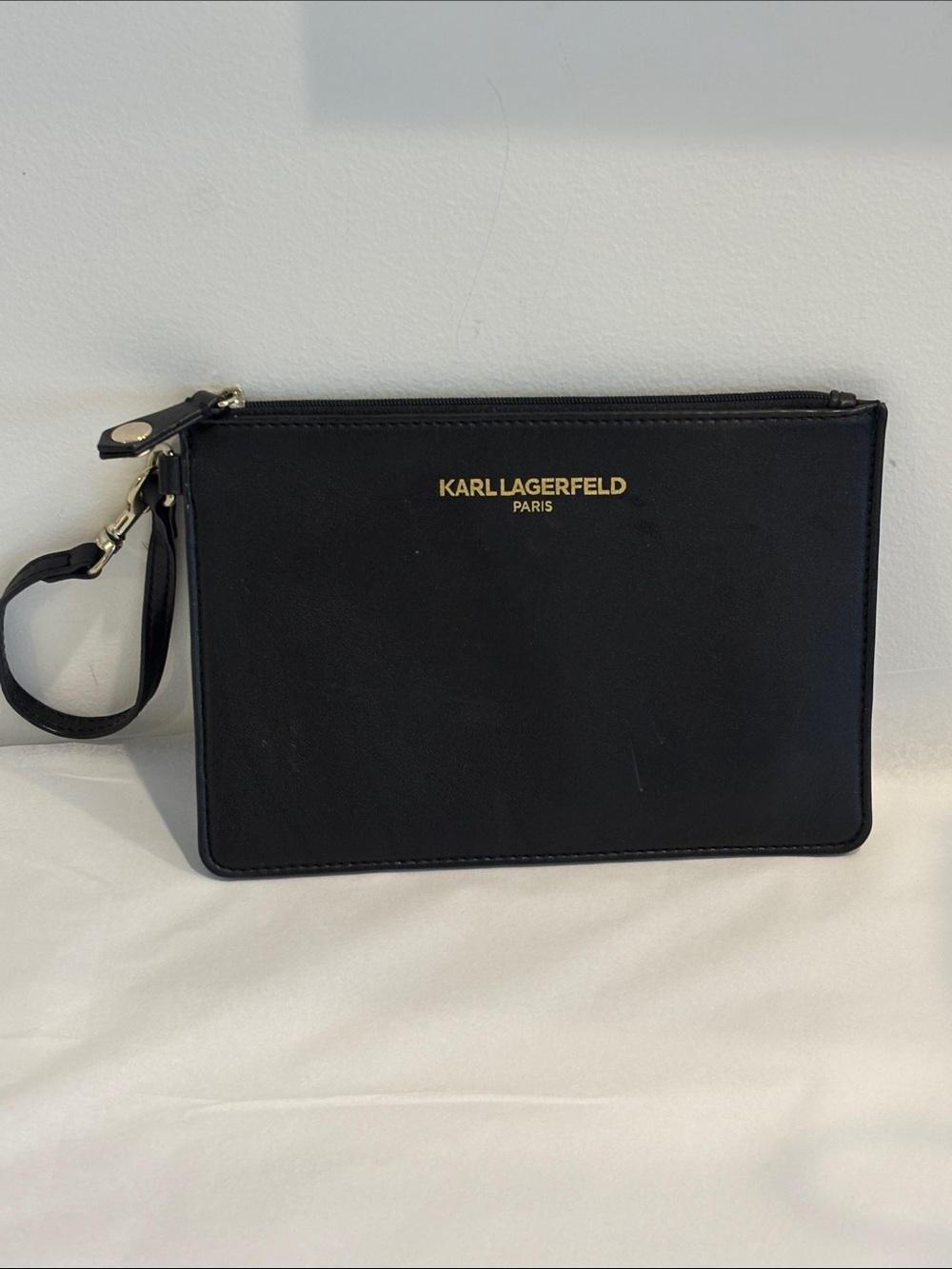 Karl Lagerfeld Paris Black Faux Leather Wristlet Pouch Clutch purse top zipper